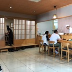 葉月 - 店内入るとこんな感じ