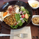 プラナス - とりひき肉のガパオライス  1,230円