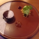 麻布Lasen - 栗のグラッサージュショコラ ピスタチオジェラート添え
