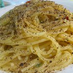 ワイン食堂 イナセヤ キッチン - 新しょうがのブラックペペロンチーノ