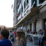 Hotel Monaco & Grand Canal - 大人達が集います