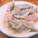 餃子王国 - 水餃子（大葉２個、明太子２個、ニラ６個）