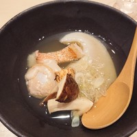 鮨 紺乃 - フカヒレと松茸とキンキとはまぐり