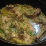 ビストロ バキュース - ウサギのブレゼ、前足、後ろ足、バラ