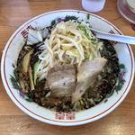 金龍 - 黒ラーメン野菜