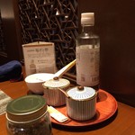 九州の旬 博多廊 - 卓上 ふりかけも美味しい