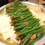 博多もつ処 東屋 - 九州味噌味のもつ鍋