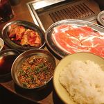 和牛焼肉 NIKUGEN 赤坂店 - 