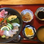 Funato Ichiba Tottotto - 海鮮丼