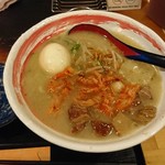 牛骨ラーメン 牛三 - キムチダイブ