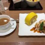 神戸風月堂  - 秋色ロールケーキセット