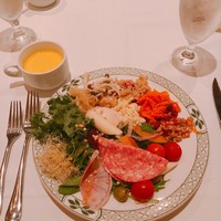 ロウリーズ・ザ・プライムリブ 恵比寿ガーデンプレイス店 - 