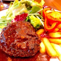 Bistro Buzz 赤坂 - 自家製ハンバーグのワンプレート