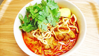 Asian Food Fuuten - タイのカレーヌードル「カオソーイ」
