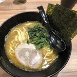 横浜家系ラーメン 銀家 - 