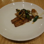 スーツァン・レストラン陳 - 　こだわりのホイコーロー・その２です。