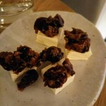 浅野日本酒店 - 奈良漬とクリームチーズ