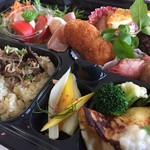 ポッシュポピーノ - ちょっと豪華なお弁当２