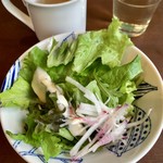 nol - ランチ:フレッシュグリーンサラダ&3種大根サラダ(タイ風ソース、和風クリームソース)