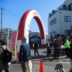 日東ベスト - 正門