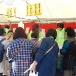 日東ベスト - 買いあさる女性陣