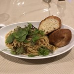 コロンブス - ペペロンチーノ&バケット