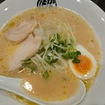 鶏スープらーめん かえもん - 