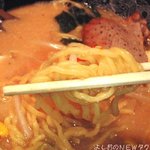 北海道らーめん壱龍 - 麺