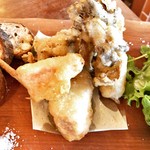 パーラー江古田 - タラの白子と天然舞茸のフリット パン サラダと2