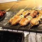 トリとヤサイとサケともやん - 