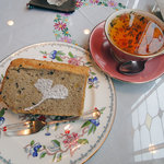 9591035 - ダージリンとシフォンケーキ