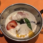 Spice&Dining KALA - お皿足りなかったみたい...