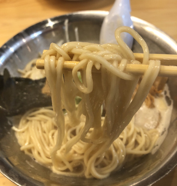 麺虎らーめん>