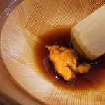 こなす - 伊勢海老造りのウニ醤油