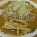 よし乃 - ■みそラーメン700円。