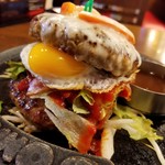 トマト＆オニオン - メガトンハンバーグランチ