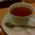 イタメシヤ ヴィーノ&パスト - ホット紅茶