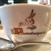 タンタ ローバ - 食後のコーヒーは濃いめ