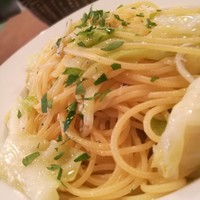 タンタ ローバ - しらすとキャベツのアーリオオーリオ