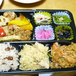 Okowa Komehachi - 鳥肉のお弁当　650円