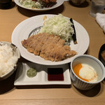 ろくまる五元豚 - 