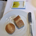 ブラン ルージュ - パン&バター&オリーブオイル