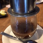 ベトナム南部伝統料理 フーン ナム - よりおいしくなったコーヒー