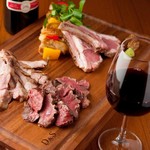 大衆ビストロ酒場 肉マレ 外苑前店