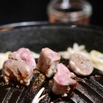 なまらむーちょ - タン