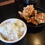 ハルピン 味噌らーめん 雷蔵 - から揚げとごはんのセット