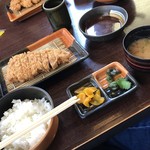 とんかつ 加賀ノ井 - 上とんかつ(ロース) 1330円