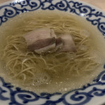 豚そば 月や 本店 - 