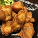 山の猿 - 鳥の唐揚げ