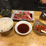 焼肉 肉兵衛 - 